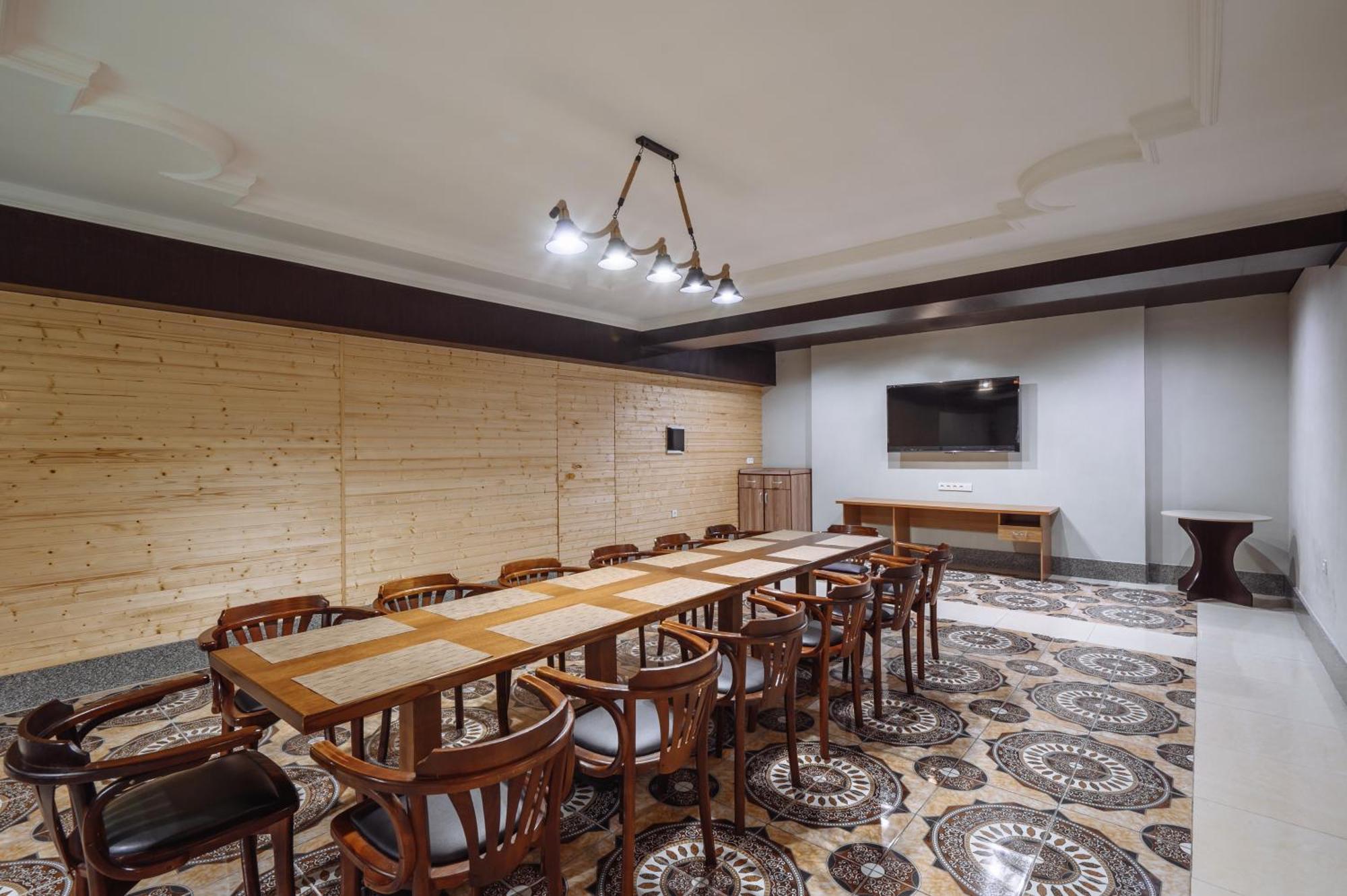 Sofiya Tashkent Hotel Εξωτερικό φωτογραφία